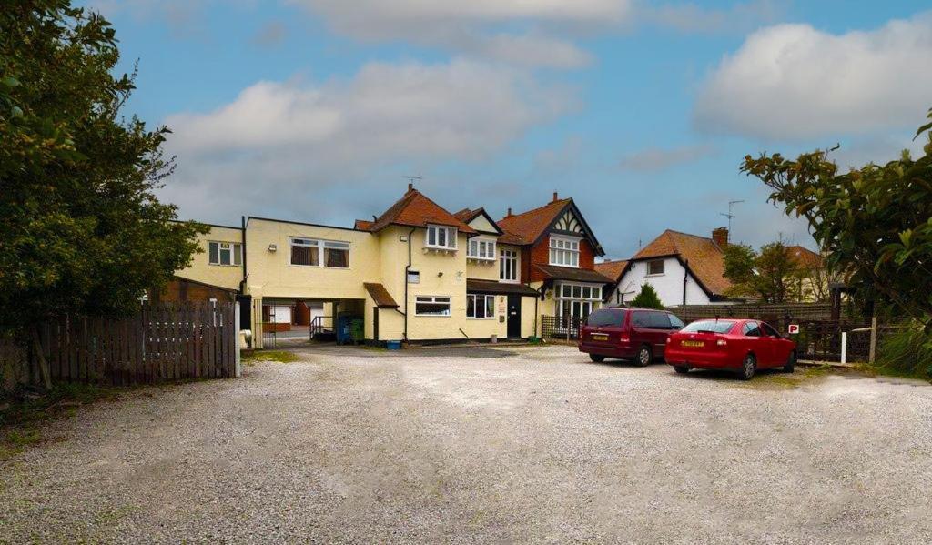 Hq Pencadlys Prestatyn Exterior foto
